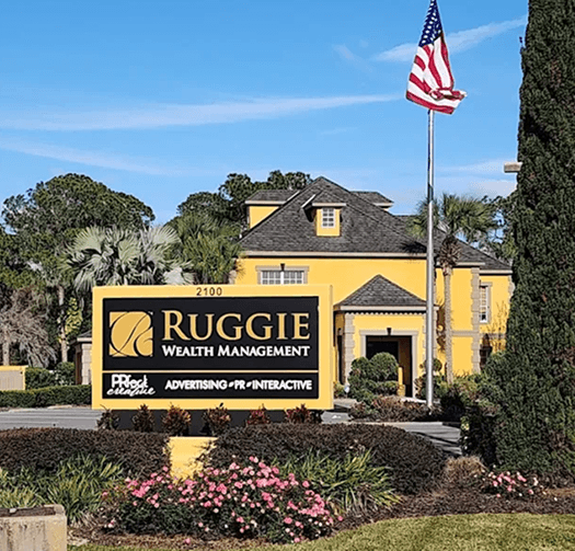 Looking for a reliable wealth advisor near Tavares, Florida?